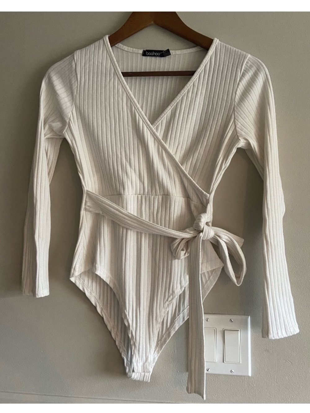 ☀️ Boohoo ☀️ long sleeve ribbed bodysuit